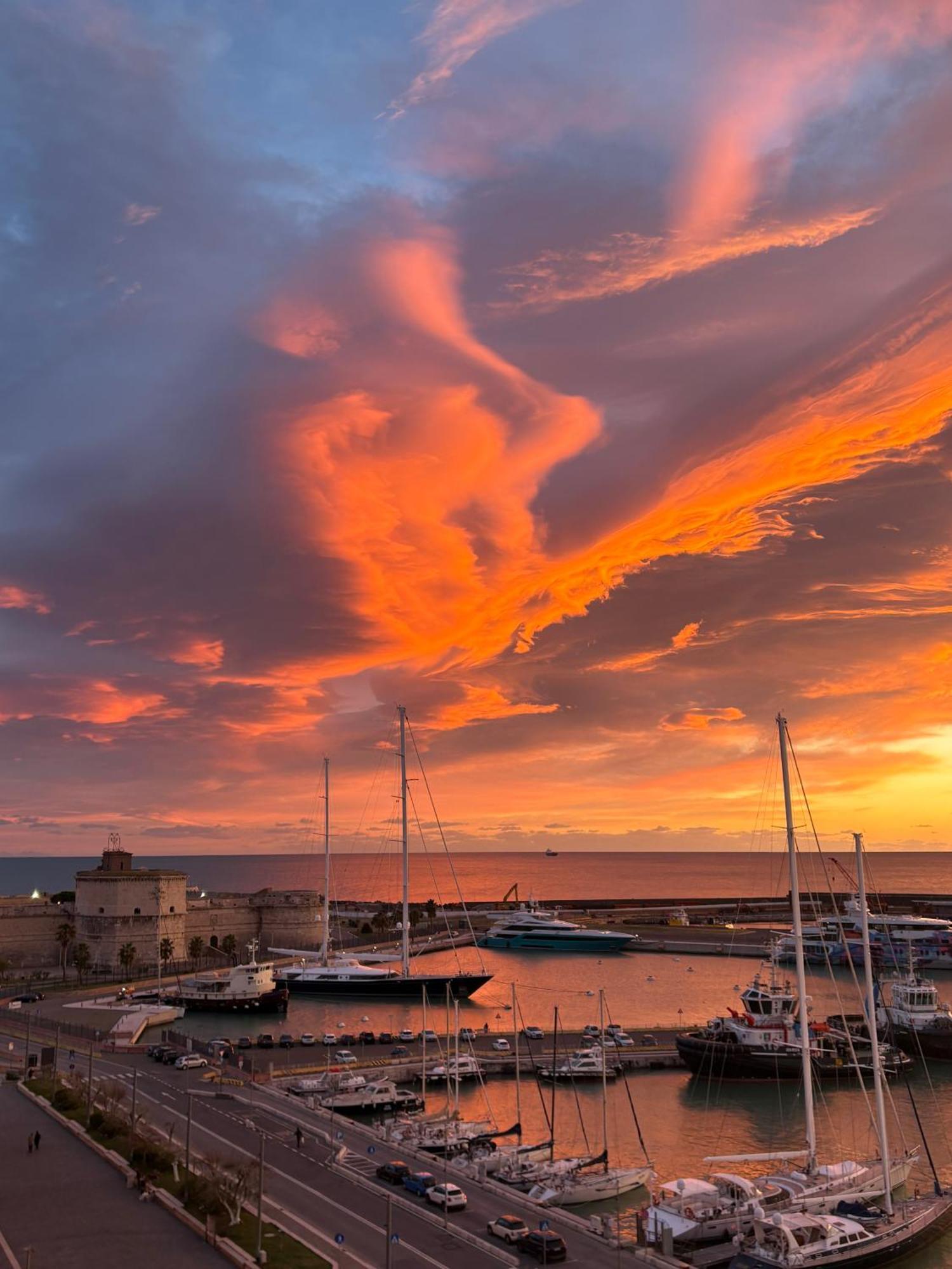 L'Onda Affittacamere Civitavecchia Zewnętrze zdjęcie